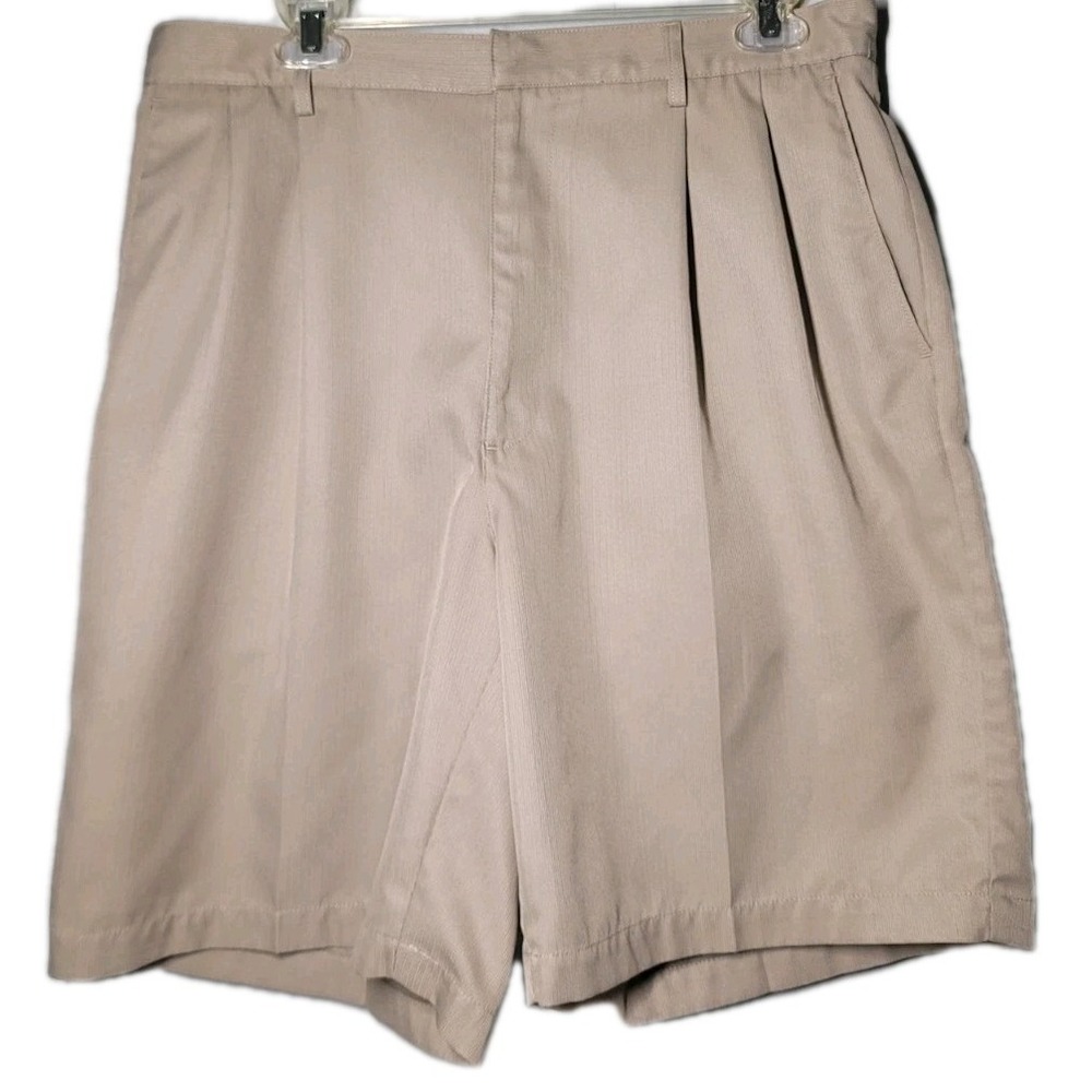 Nike Mens Golf Dri-Fit Shorts Performance Size 36 Brown Tan Pleated